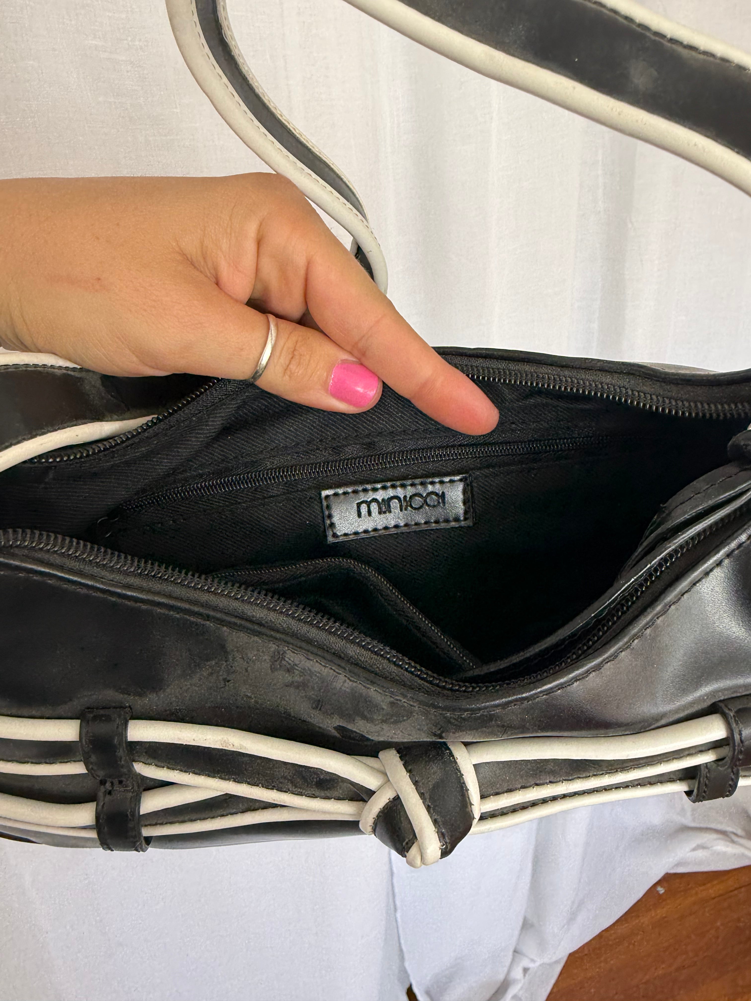 ✦ bow detail shoulder baguette bag ✦