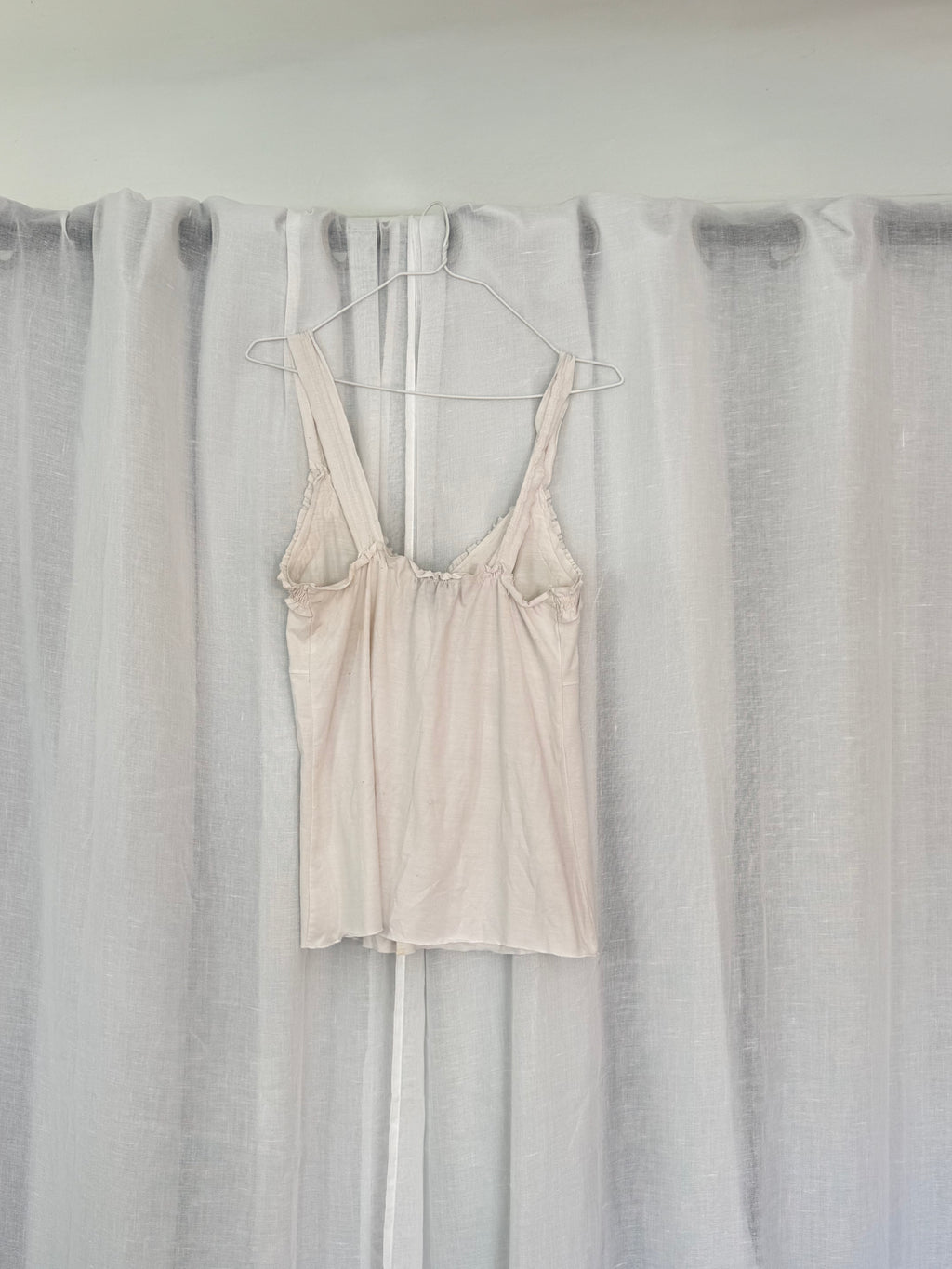✿ vintage Y2K ruffle trim babydoll tank top ✿