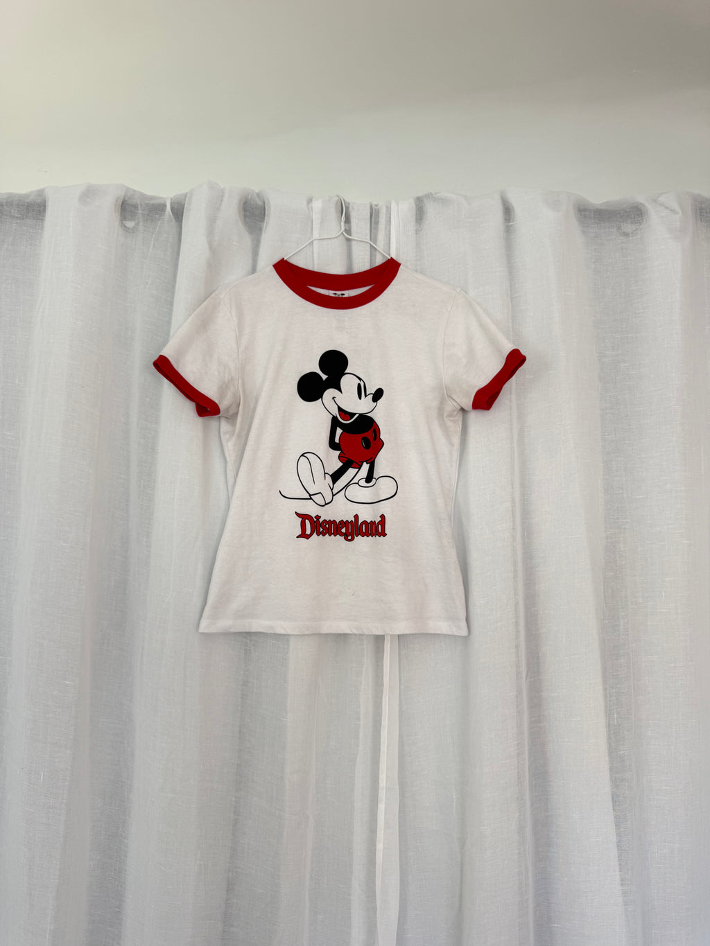 ✦ vintage disneyland mickey ringer tee ✦