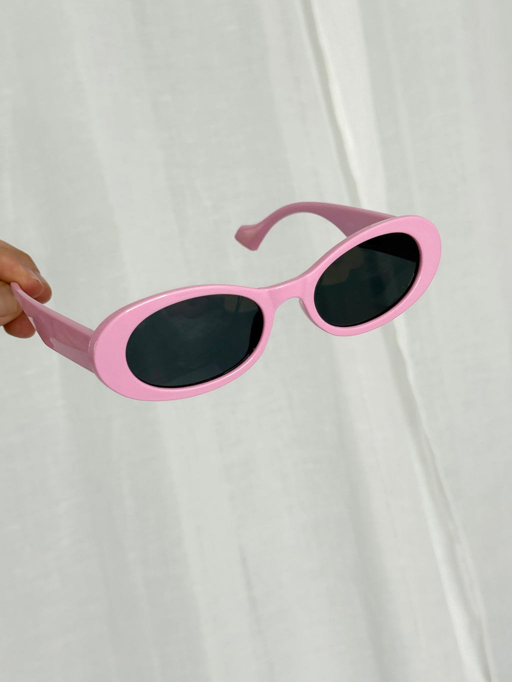 ✧ pink oval sunglasses
