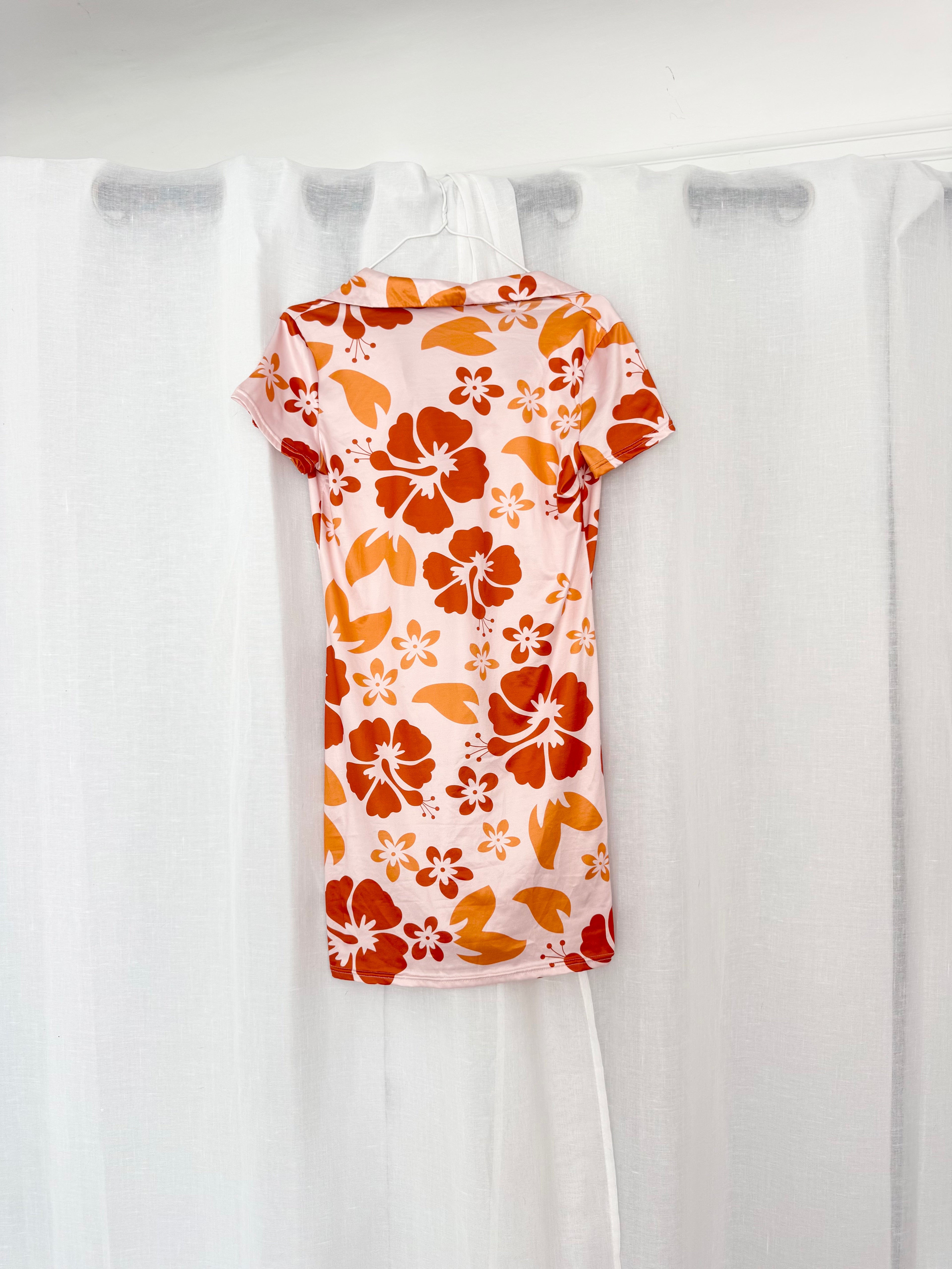 ✦ hibiscus print floral polo mini dress