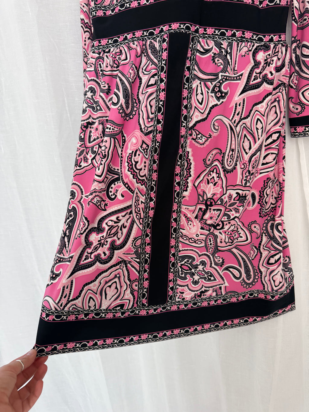 ♡ Y2K pink paisley mod mini dress