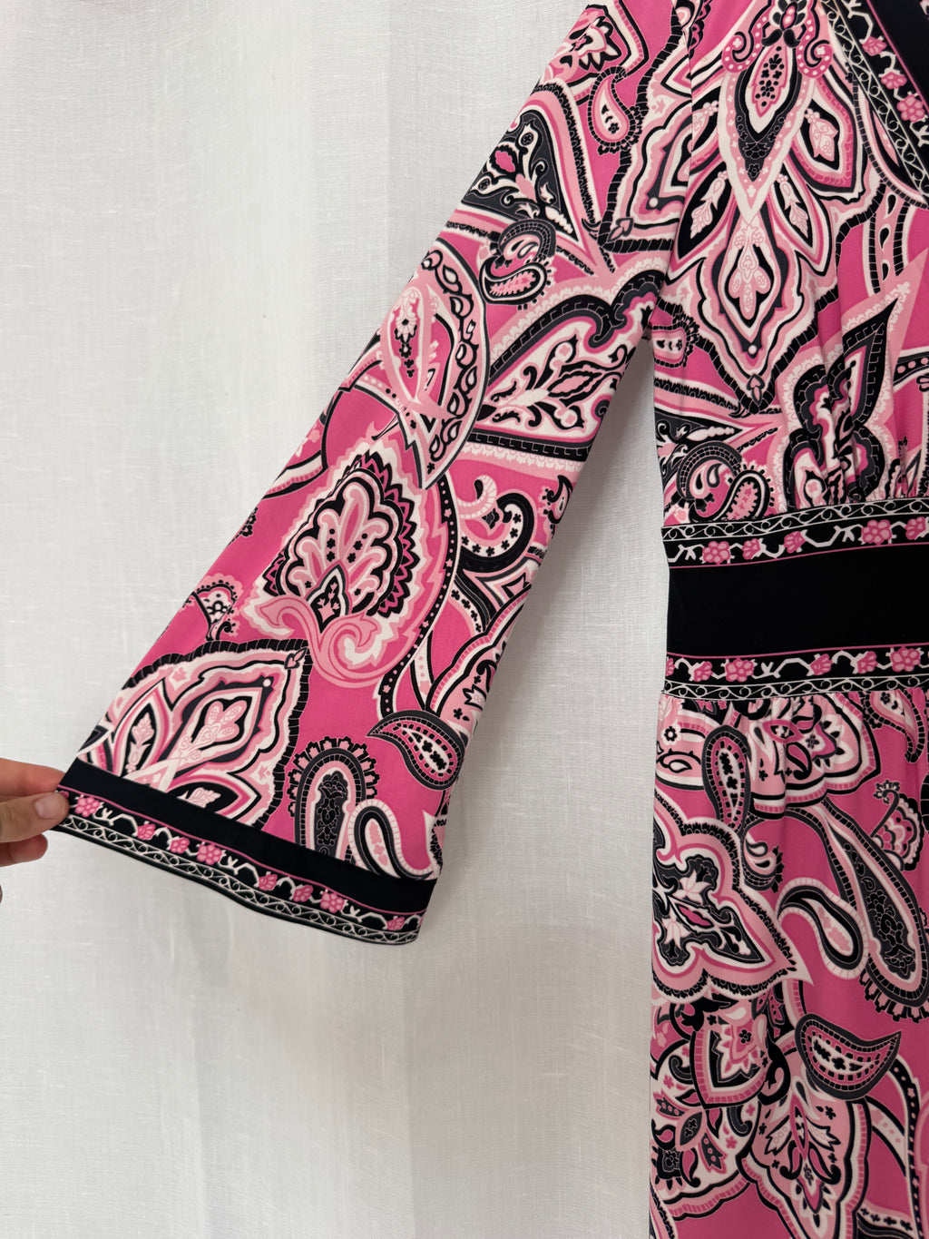 ♡ Y2K pink paisley mod mini dress