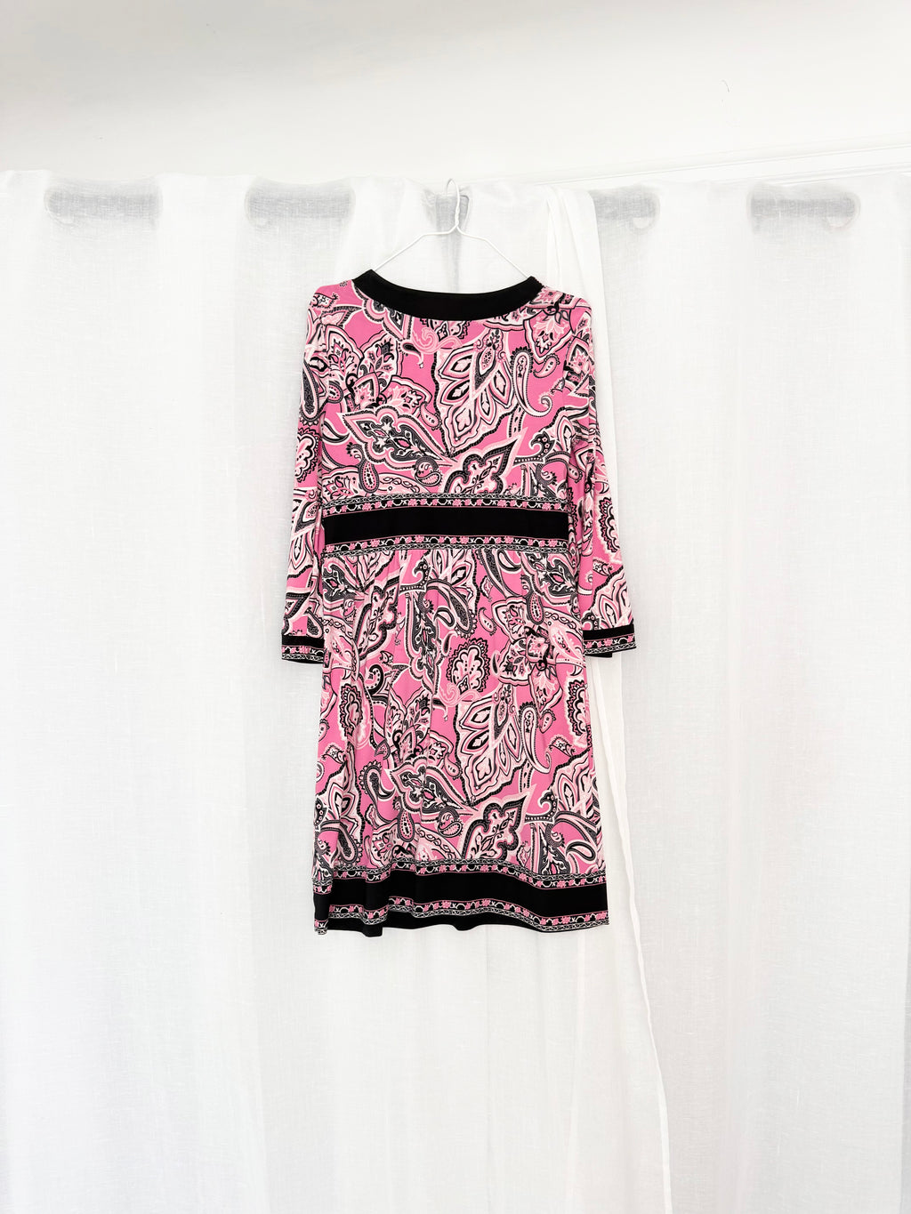 ♡ Y2K pink paisley mod mini dress