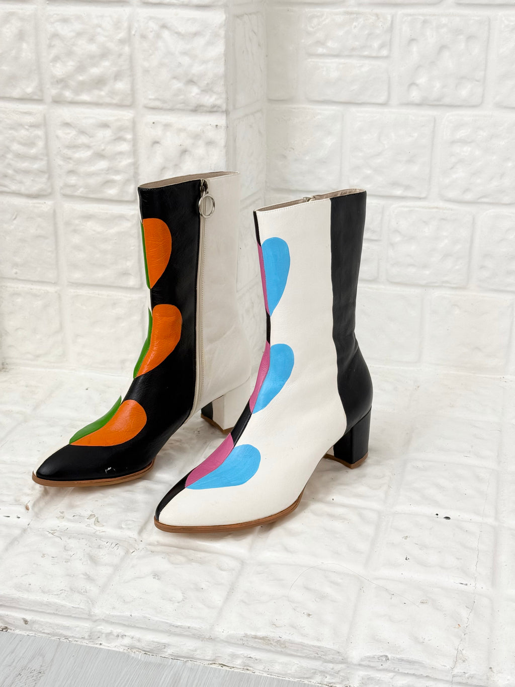 ♡ hand painted colorblock heart boots (size 11)