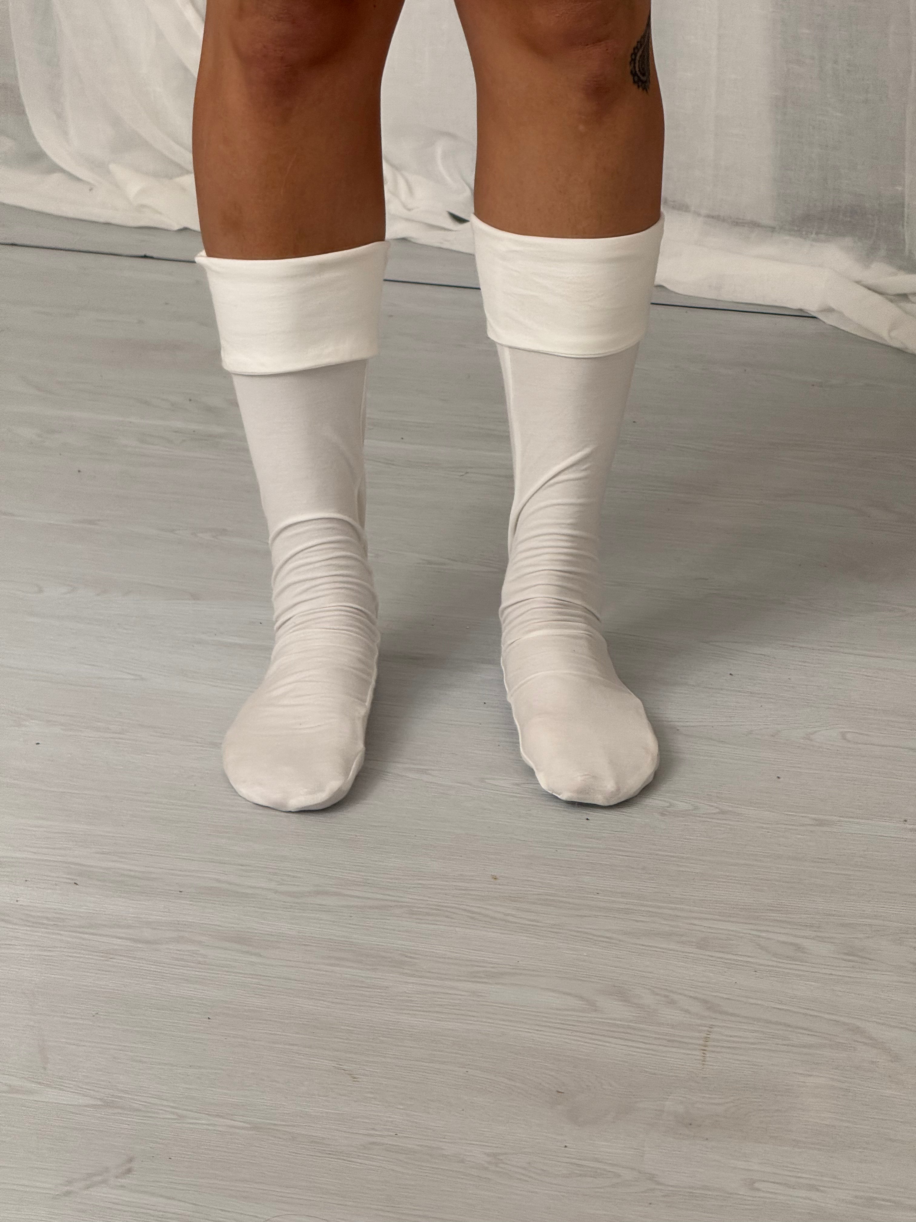 ✿ fold over knee high socks •