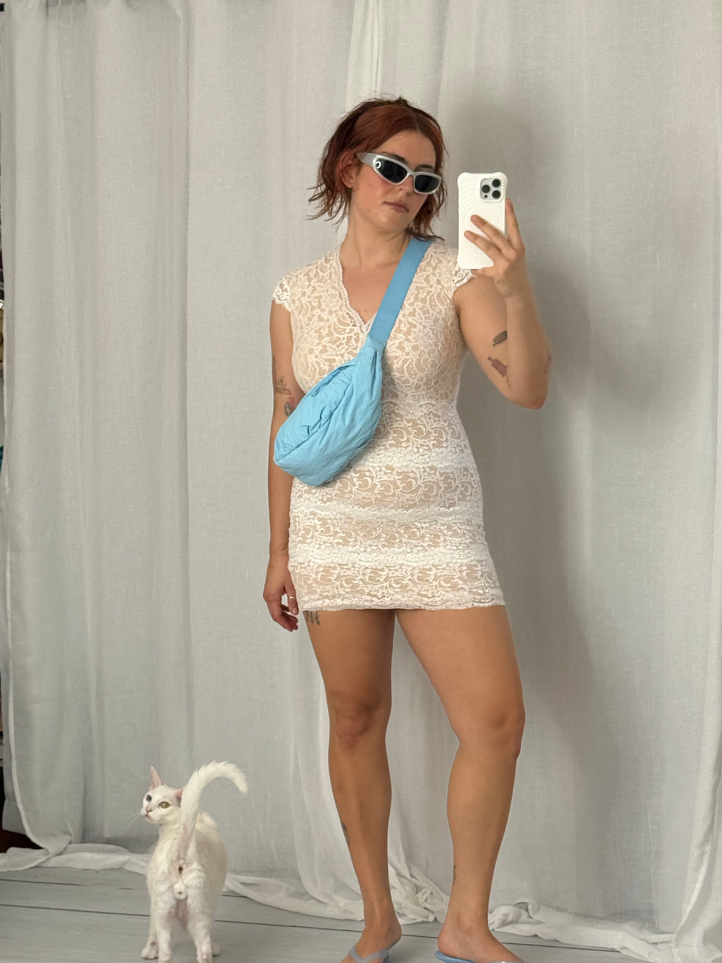 ✿ sky blue puffer crescent shoulder bag