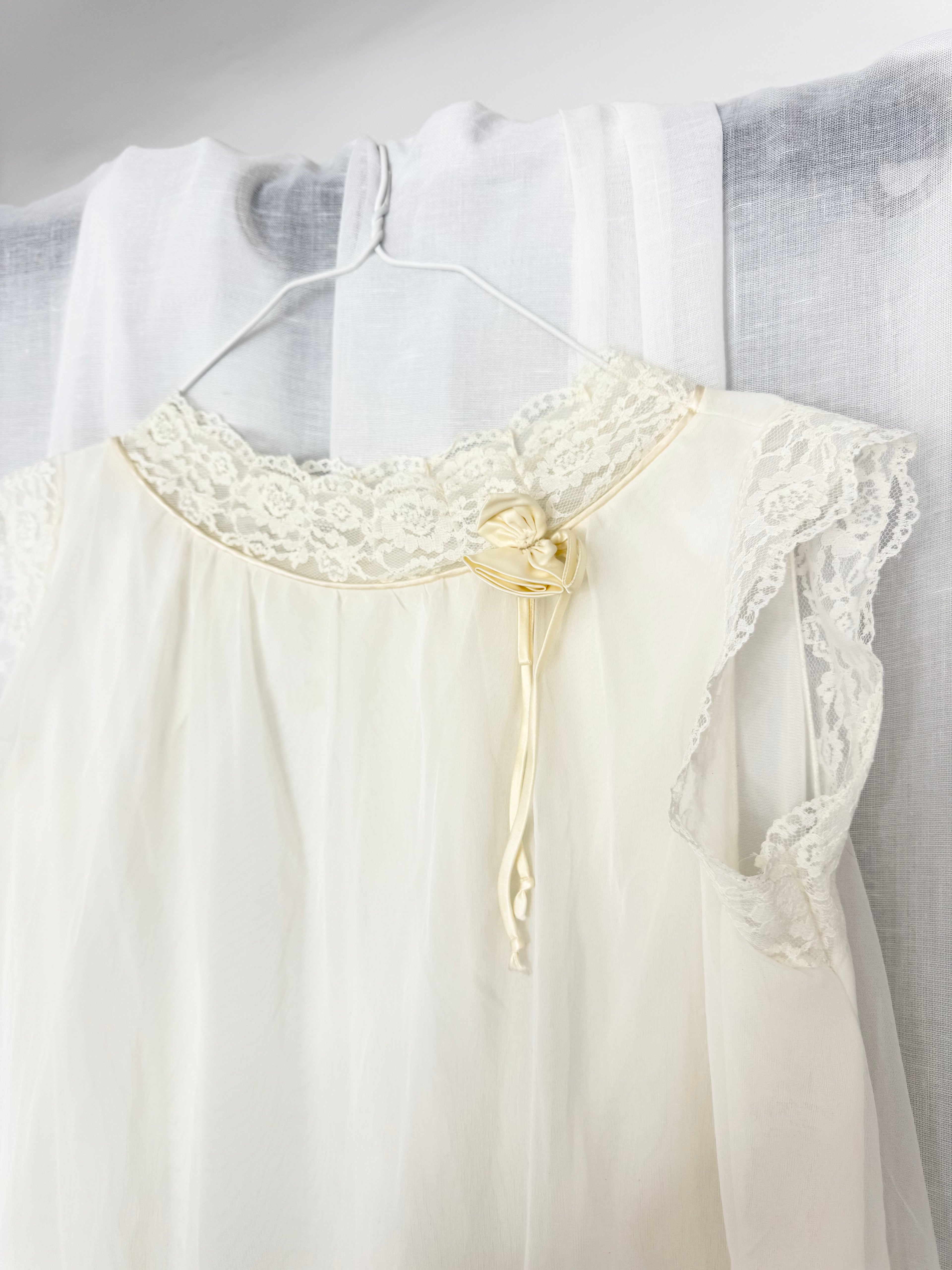 ✿ vintage 60s sheer babydoll nightgown