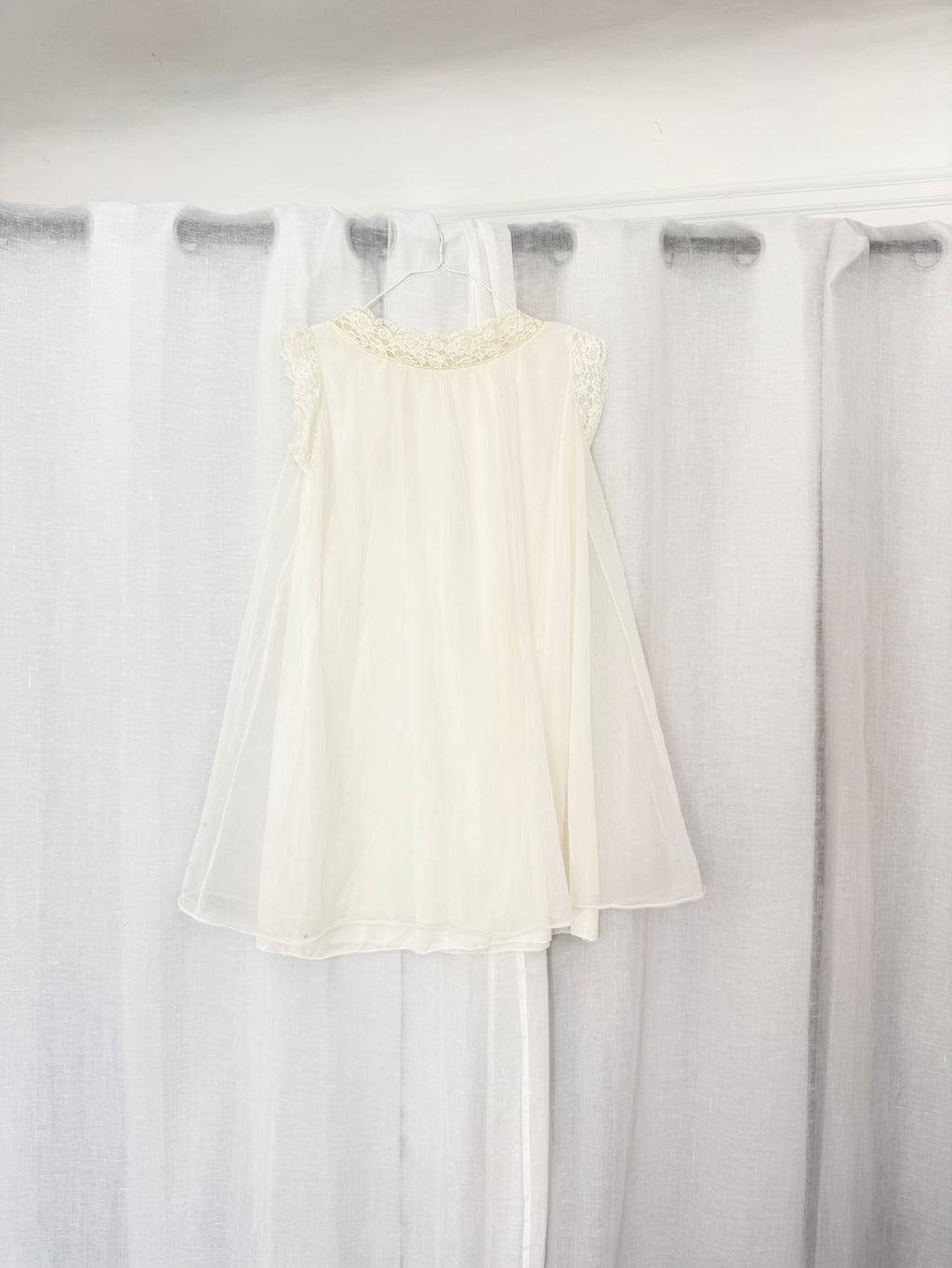 ✿ vintage 60s sheer babydoll nightgown