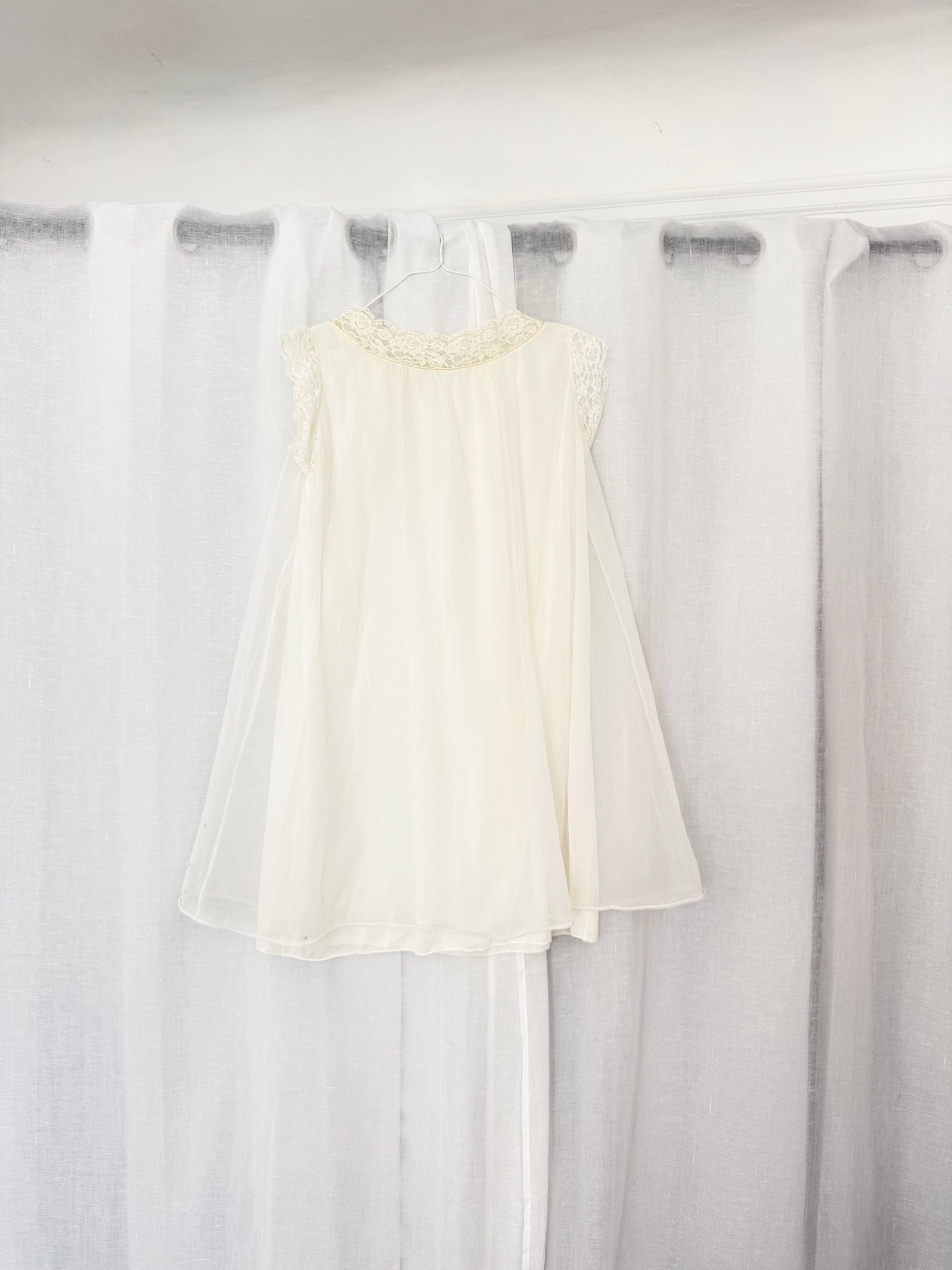 ✿ vintage 60s sheer babydoll nightgown