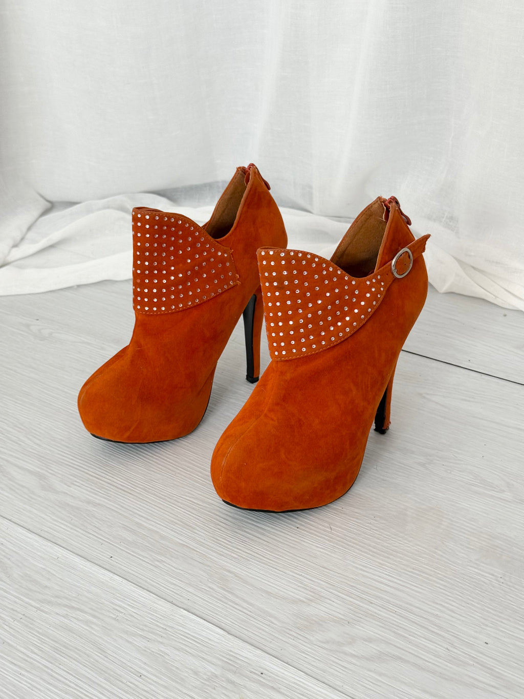✿ y2k burnt orange rhinestone platform booties (size 7.5)