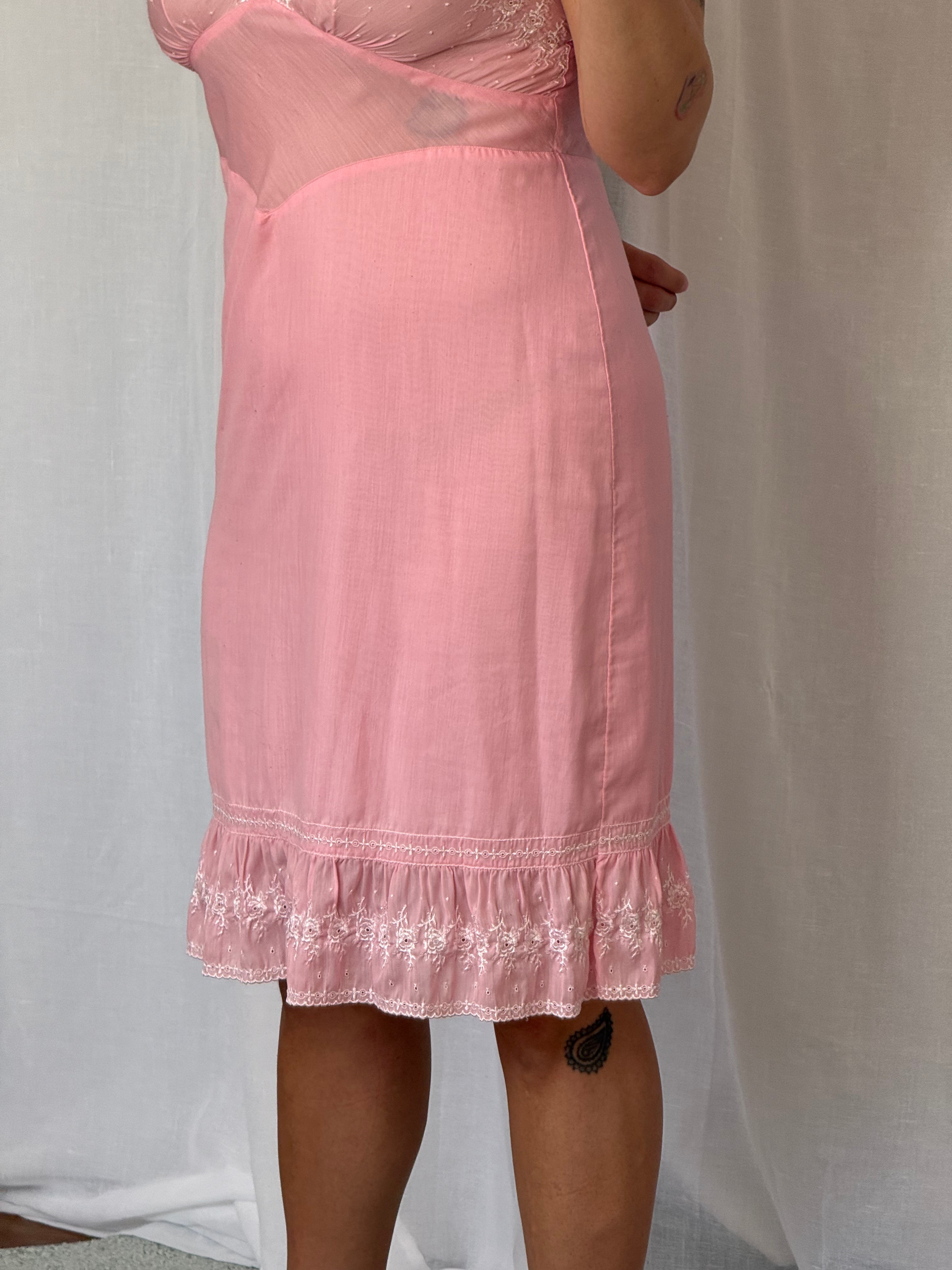 ✧ vintage 60’s cotton pink embroidered slip dress ✧
