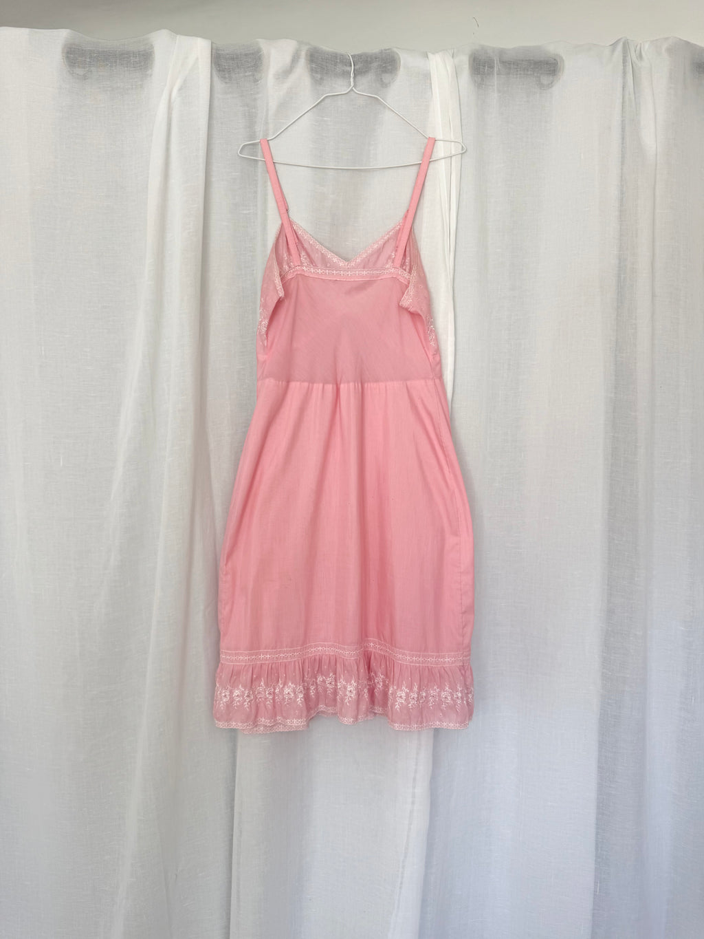 ✧ vintage 60’s cotton pink embroidered slip dress ✧