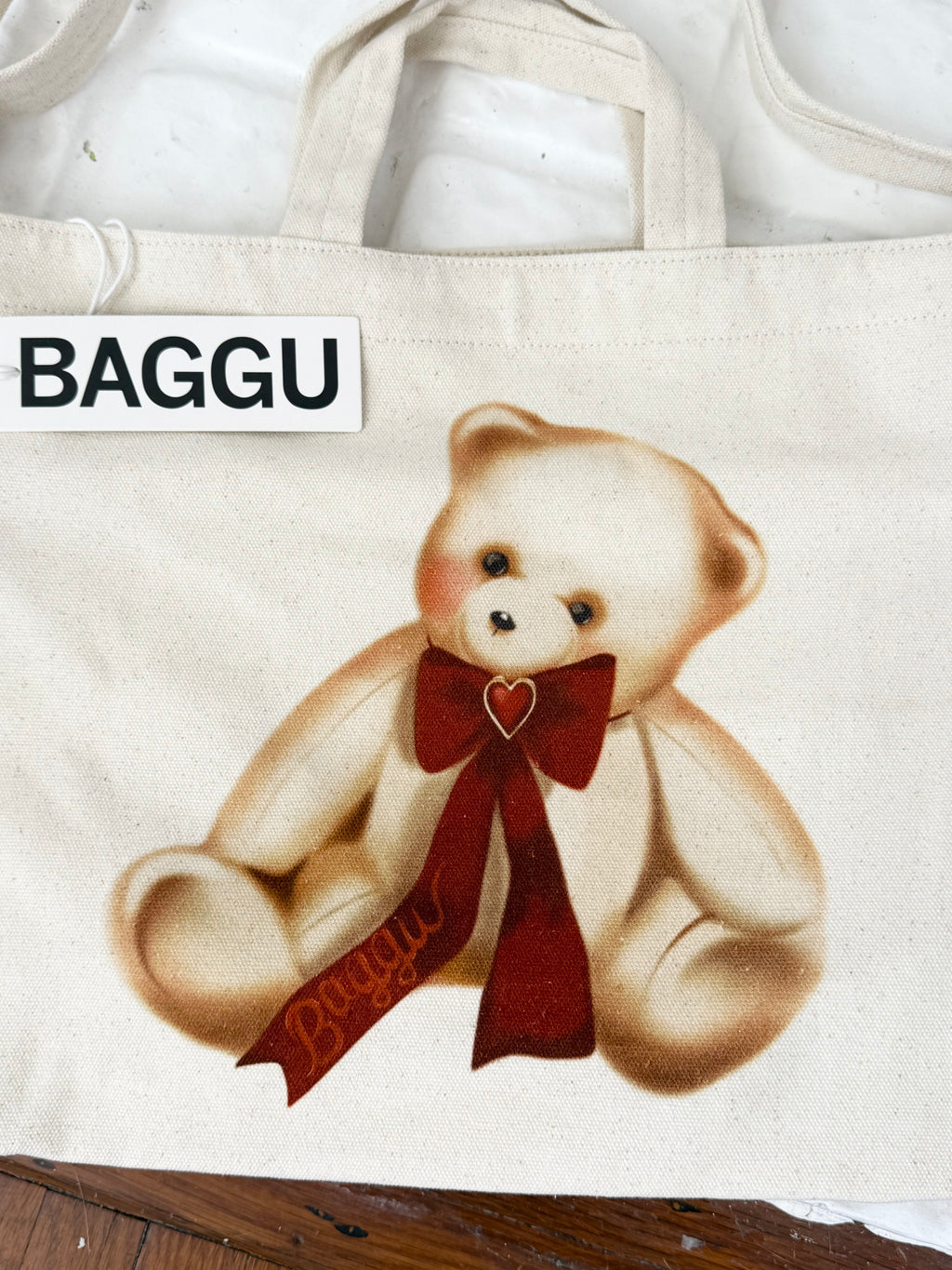 ✧ rare sold out baggu teddy bear horizontal duck bag ✧