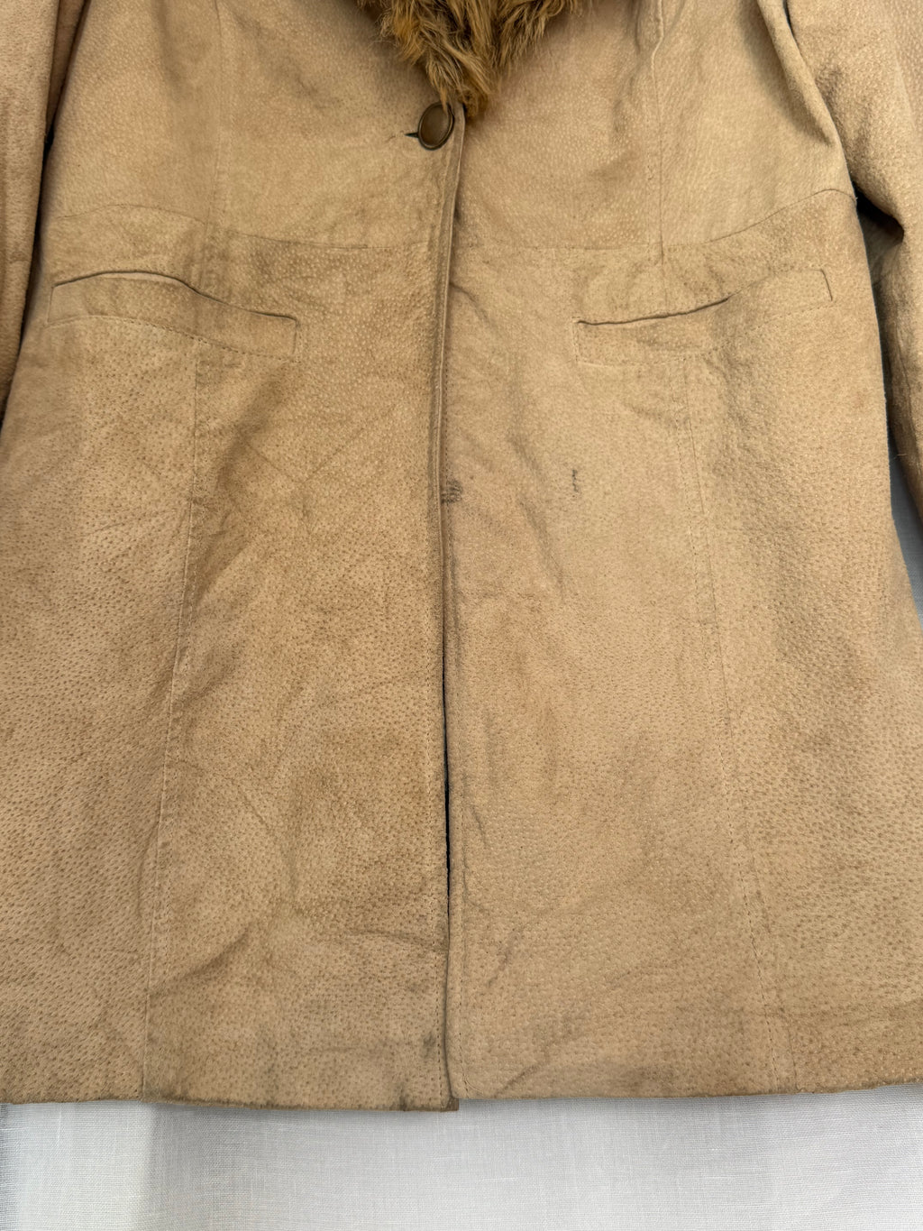✦ vintage Y2K genuine leather coat w/ faux fur collar