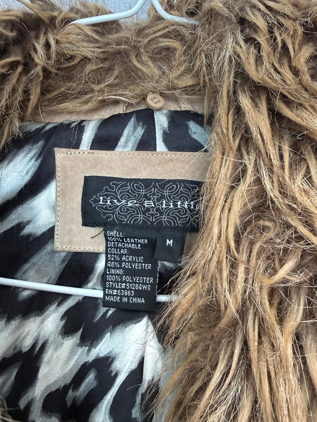 ✦ vintage Y2K genuine leather coat w/ faux fur collar