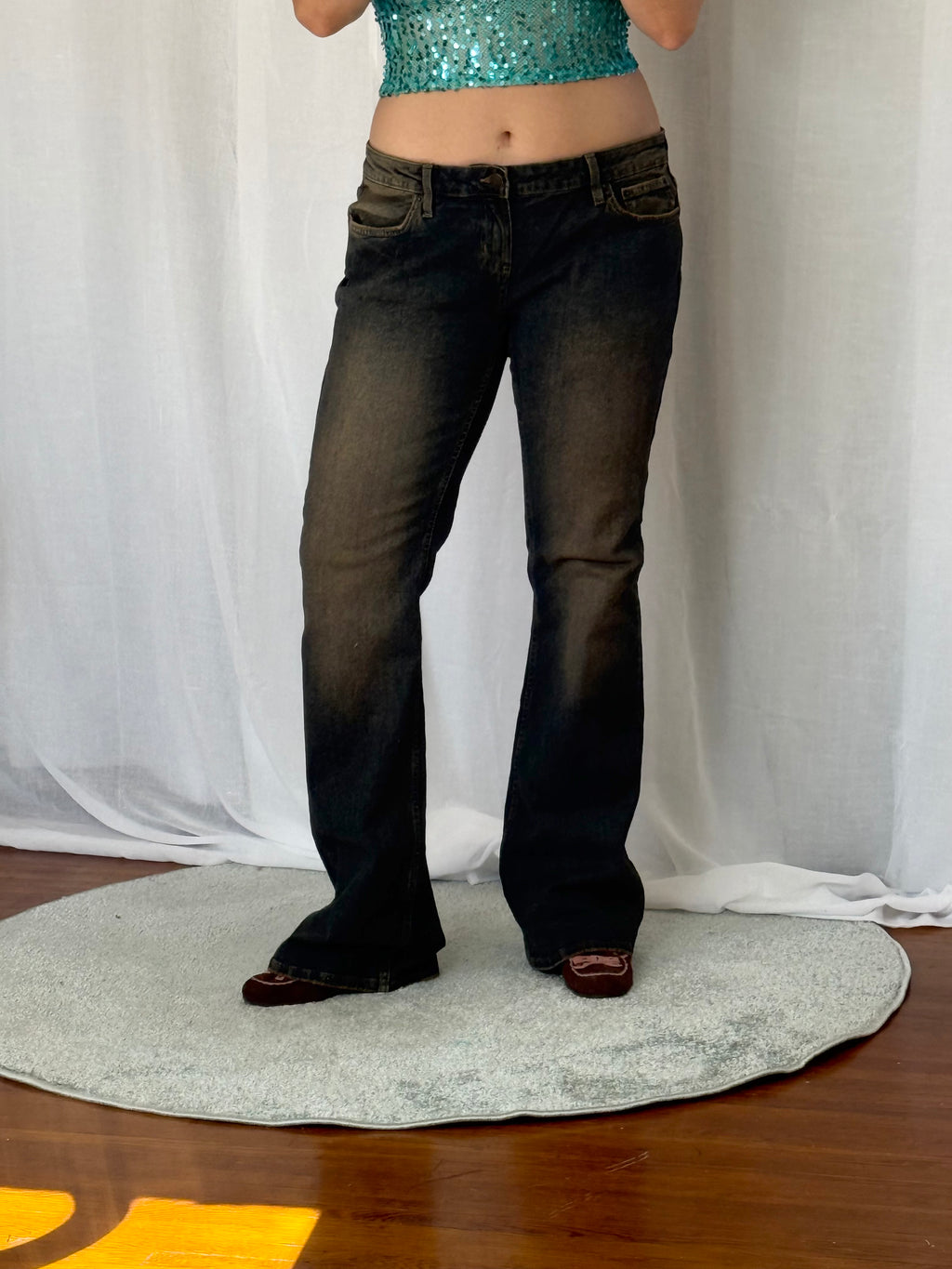 ✧ low rise bootcut jeans - 34"