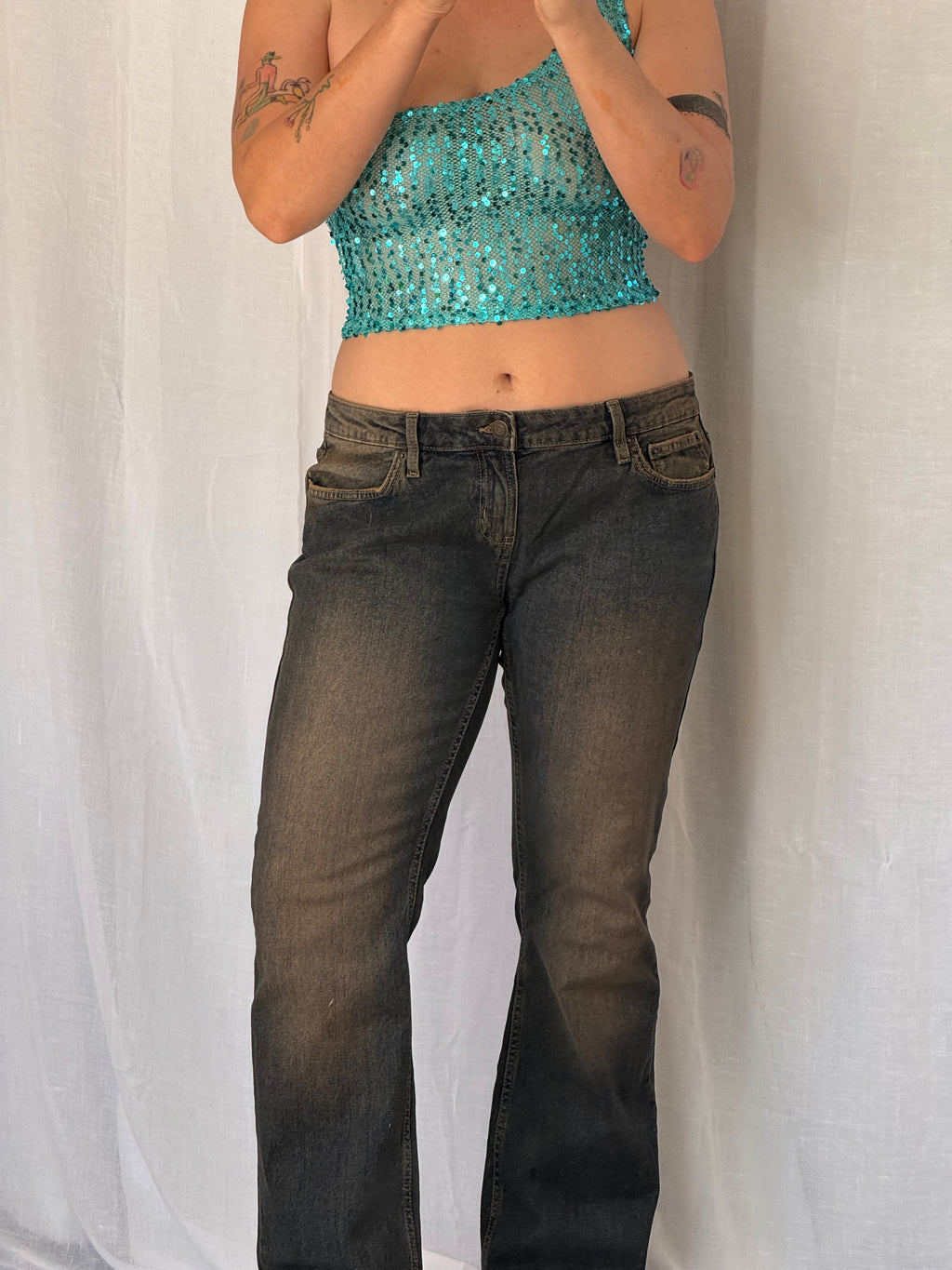 ✧ low rise bootcut jeans - 34"