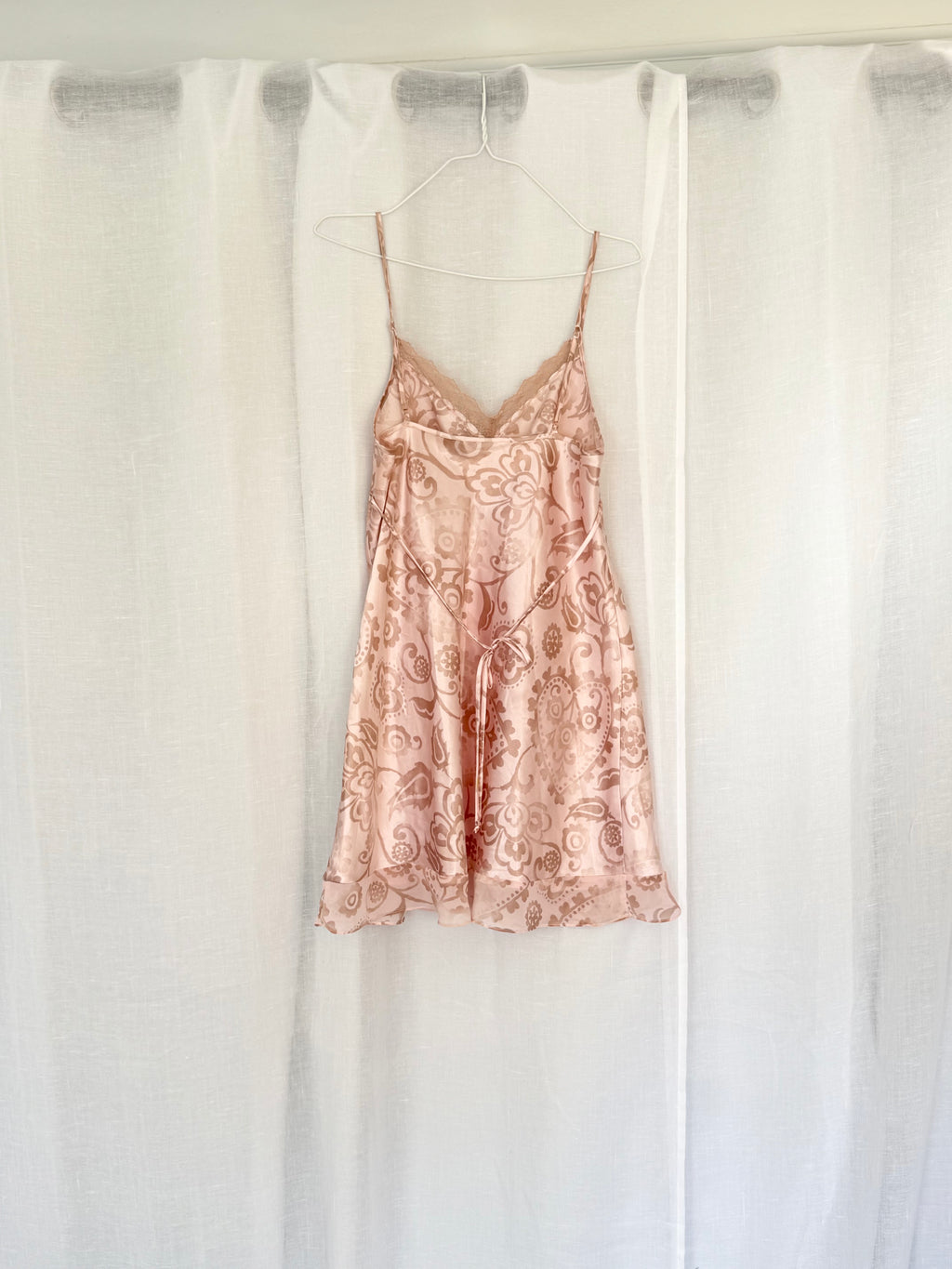 𓆩♡𓆪 vintage Y2K pink satin slip 𓆩♡𓆪