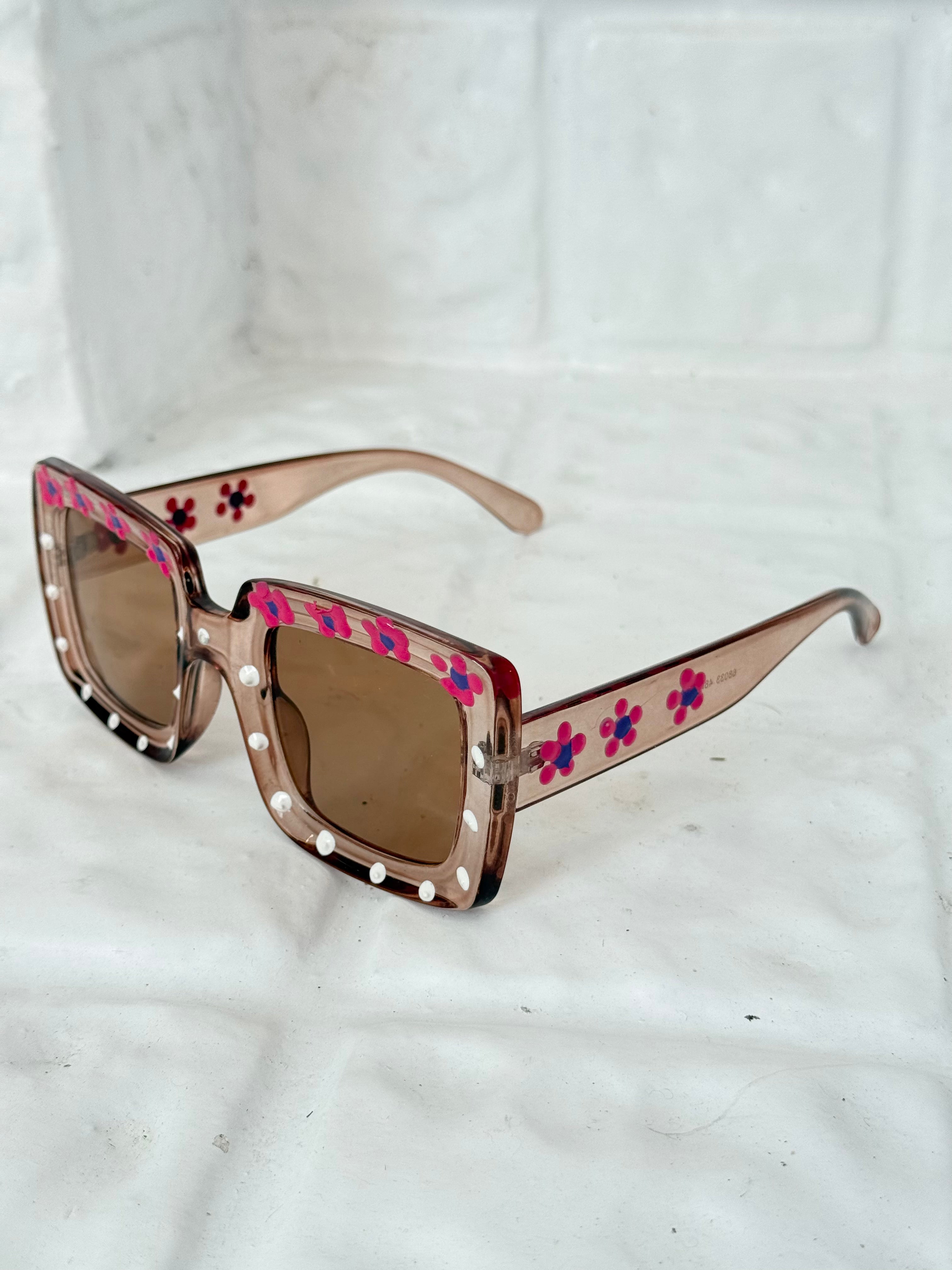 ⋆｡°✩ hand painted flower sunglasses ✩°｡⋆