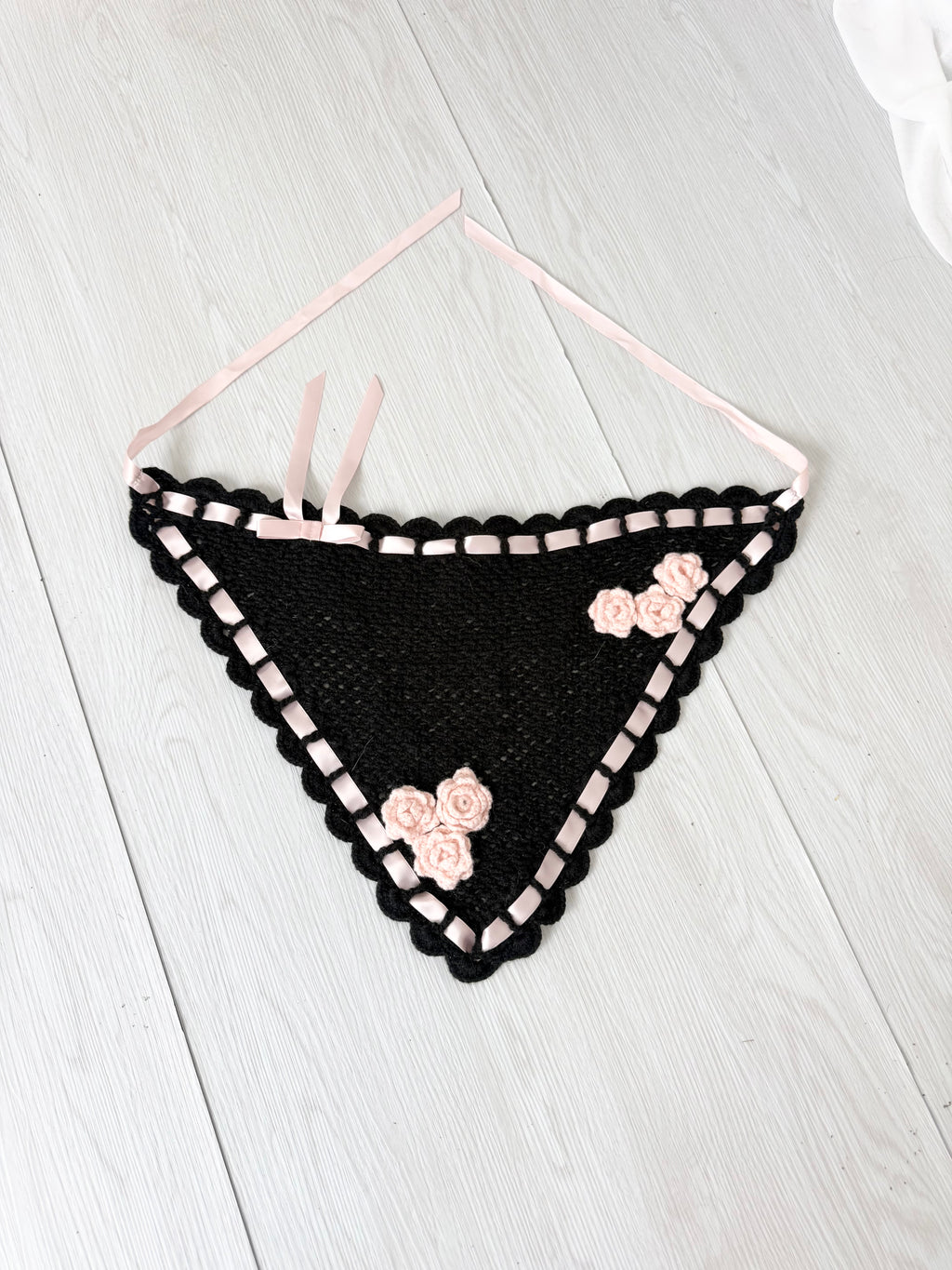dELiA*s crochet bandana headscarf
